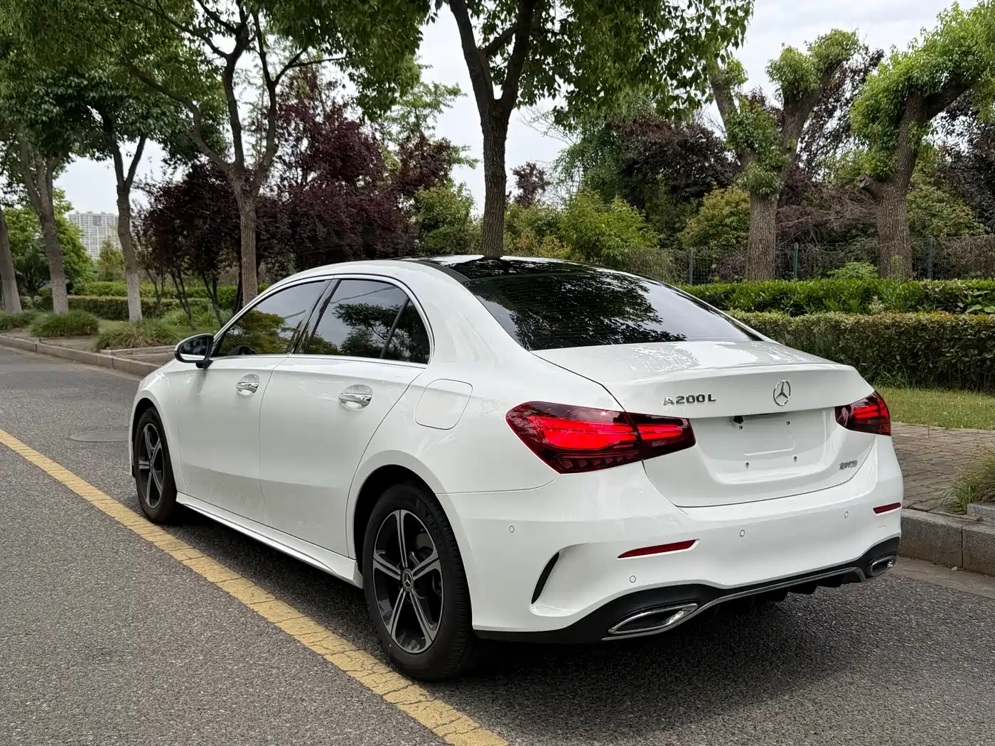 Mercedes-Benz A-Class 2024 A 200 L Fashion Edition фото 7