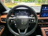 Фото 12 - Lincoln Aviator