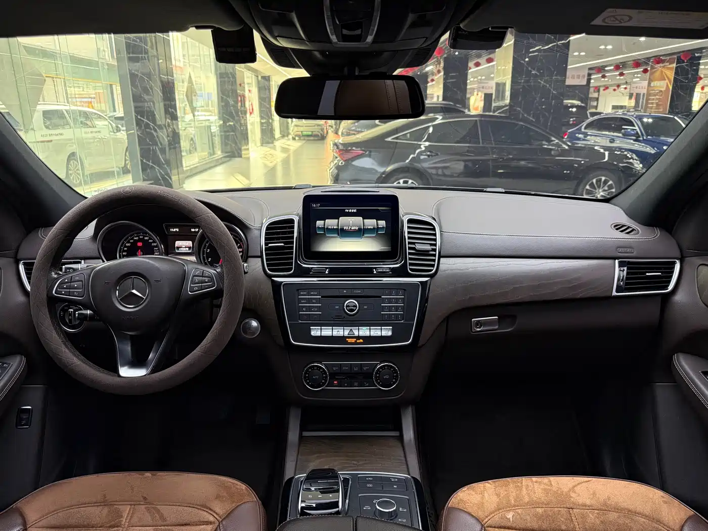 Mercedes-Benz GLE 2016 GLE 400 4MATIC фото 8