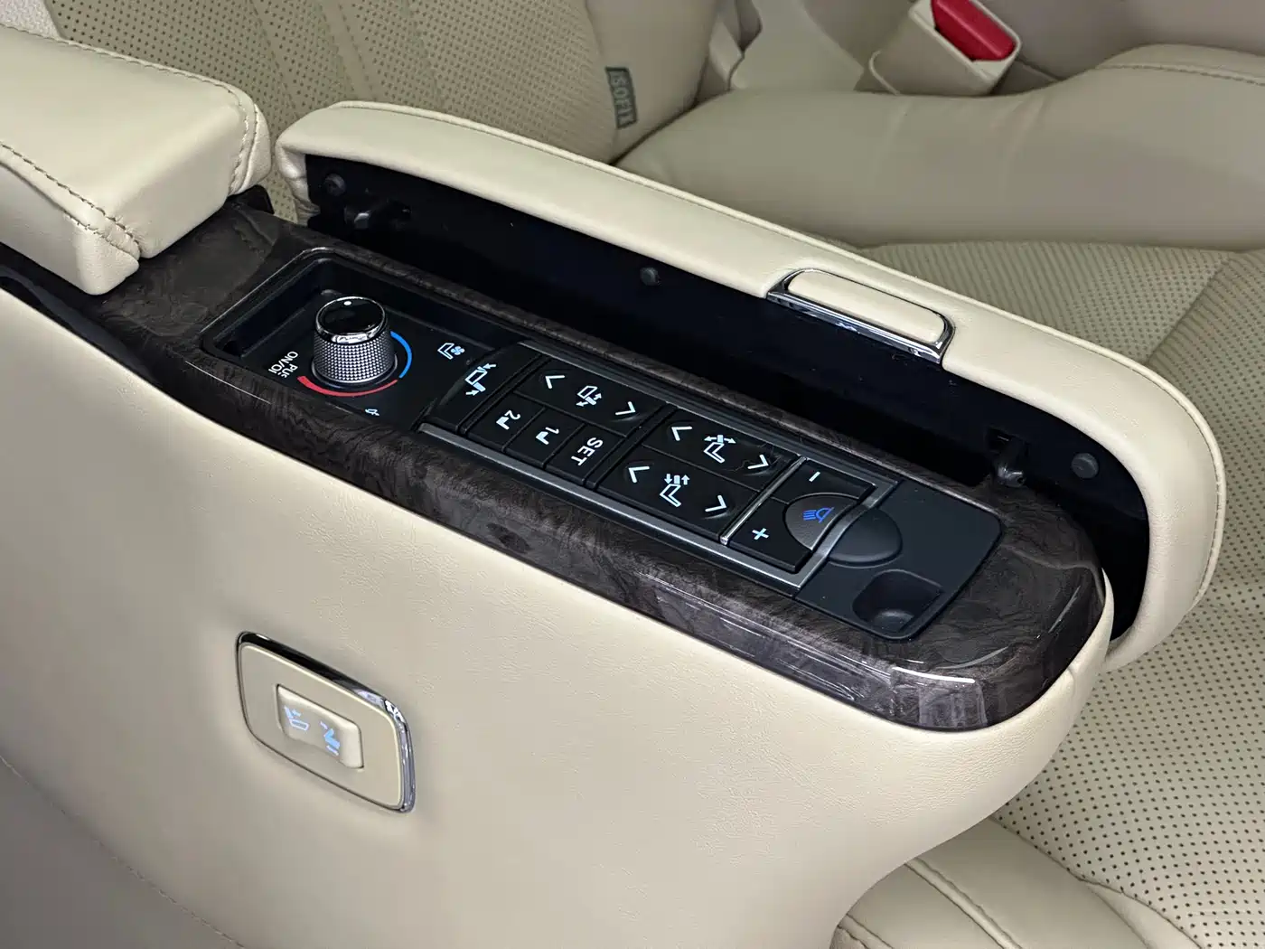 Toyota Alphard 2018 Facelift 3.5L Premium Edition фото 15