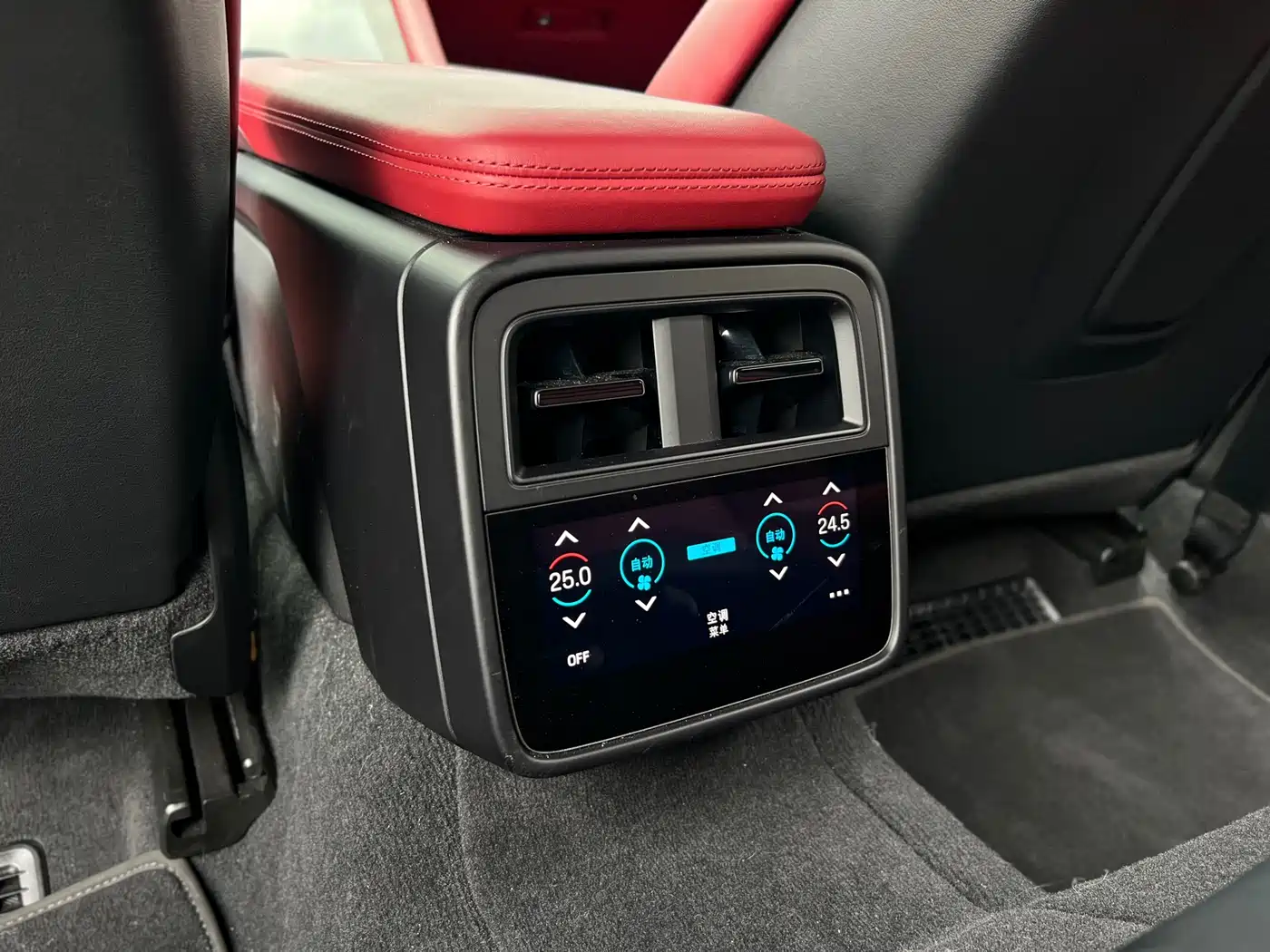Porsche Taycan 2022 Taycan фото 16