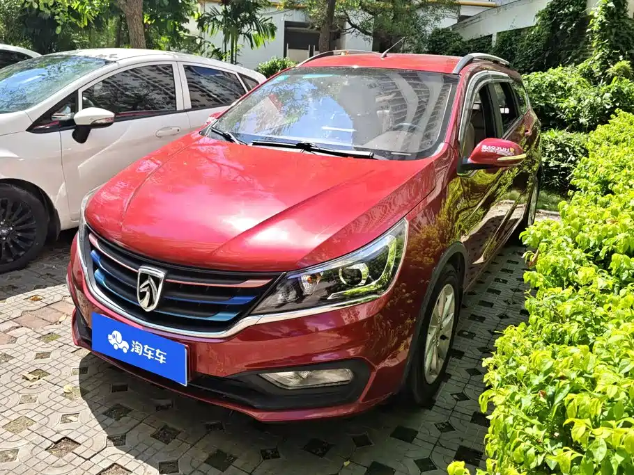 Baojun 310W 2017 2017 1.5L Manual Fashion Edition (China V)