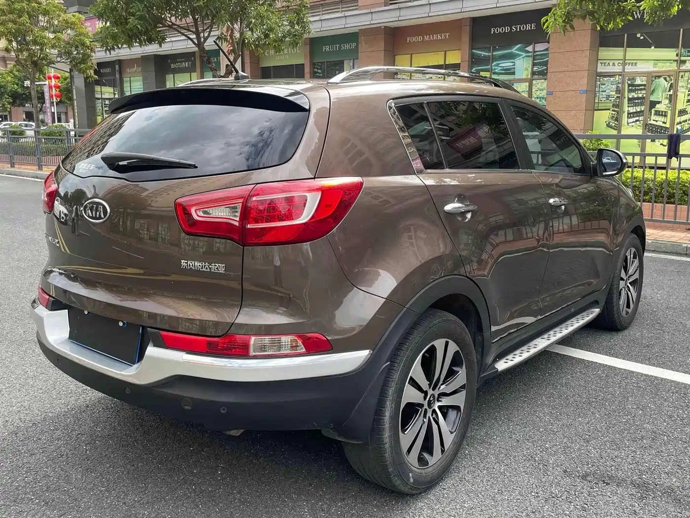 Kia Sportage 2012 2.0L Automatic 2WD NAVI Edition фото 4