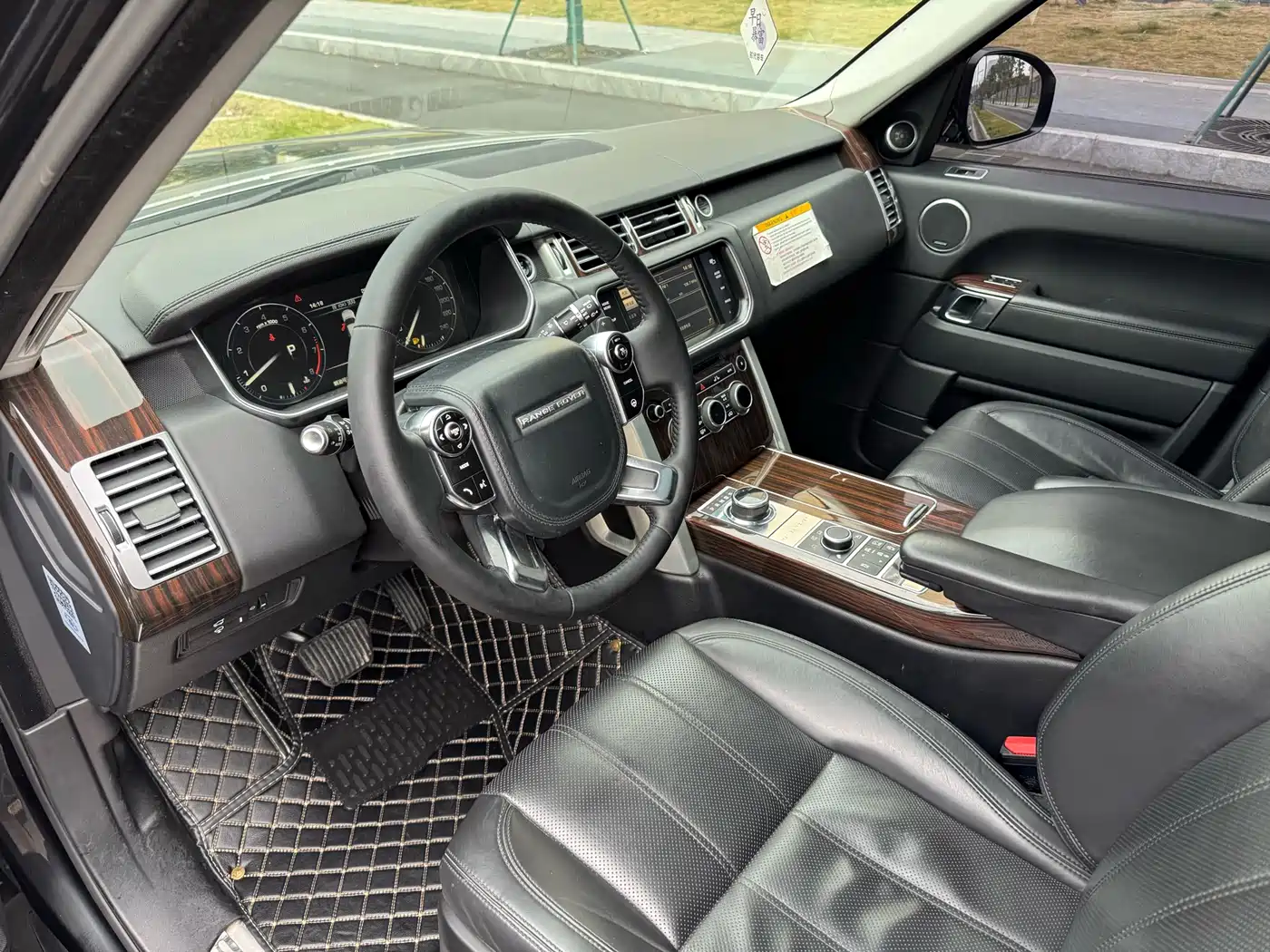 Land Rover Range Rover 2014 3.0 SC V6 Vogue фото 4