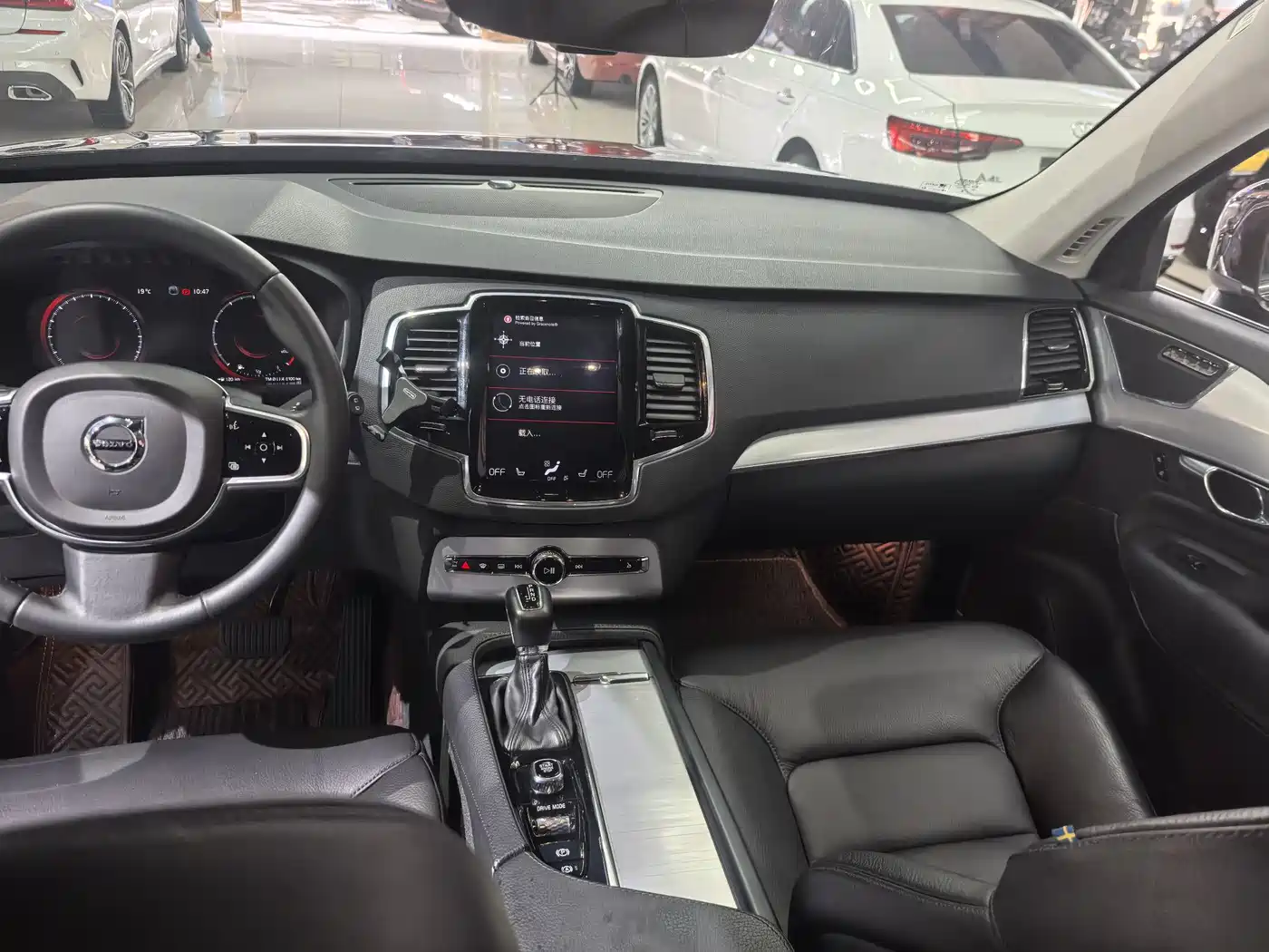 Volvo XC90 2018 T6 Momentum 5-seater фото 6