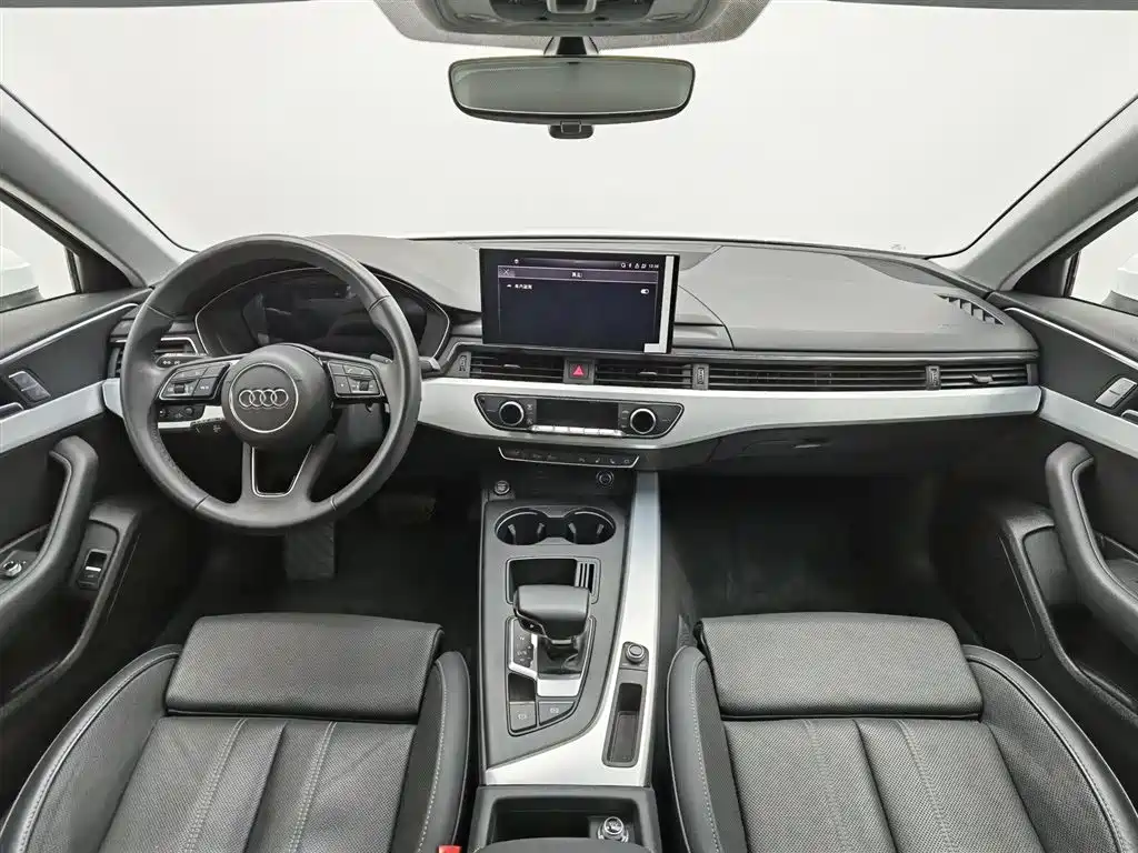 Audi A4L 2024 40 TFSI Fashion Dynamic фото 5