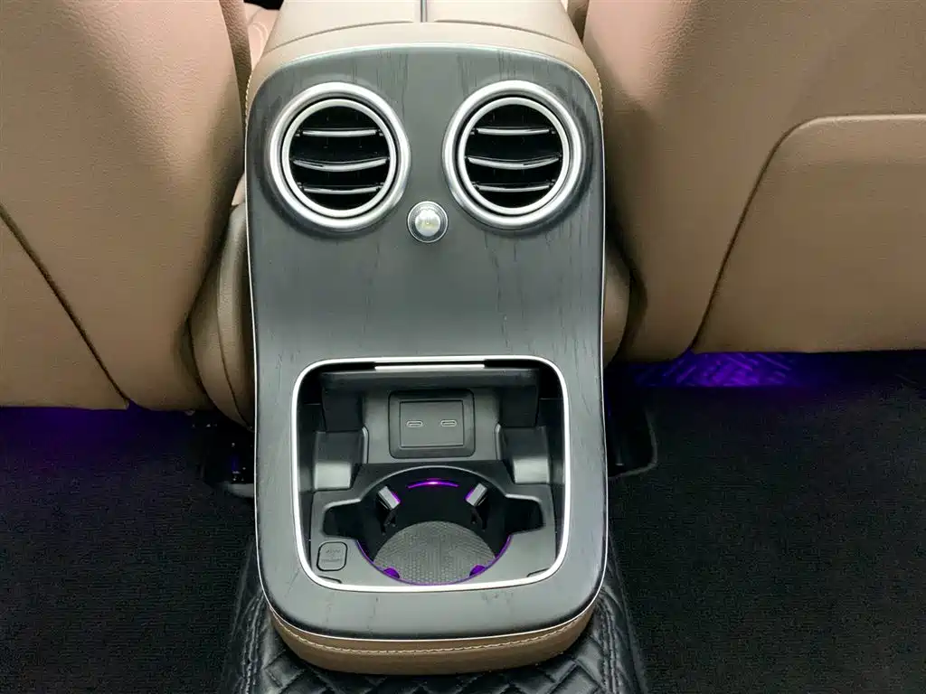 Mercedes-Benz E-Class 2023 E 300 L Sport Fashion фото 23