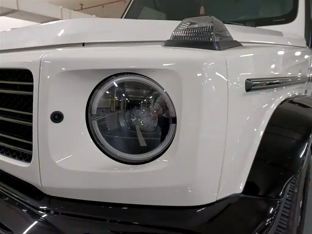 MERCEDES-BENZ G-CLASS