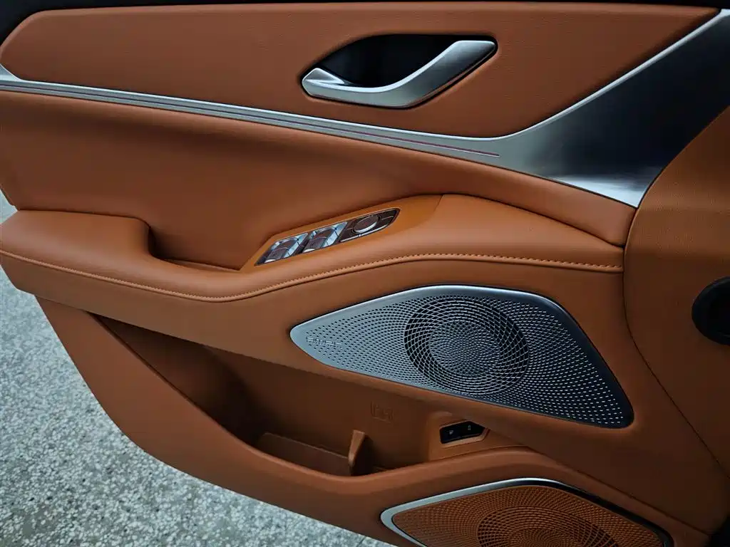 WEI PAI WEI BRAND BLUE MOUNTAIN