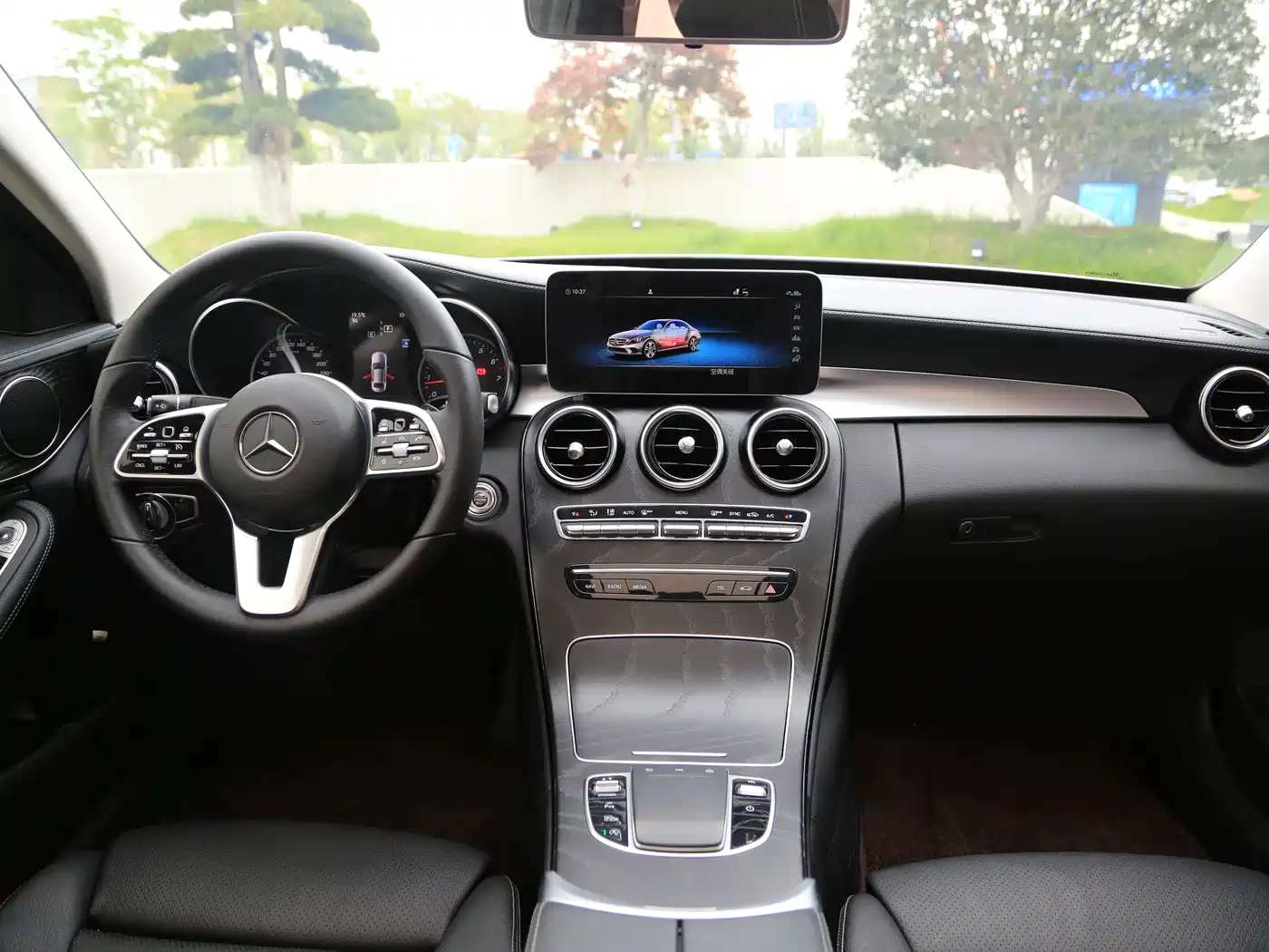 Mercedes-Benz C-Class 2019 C 180 L Fashion Sport Edition фото 6