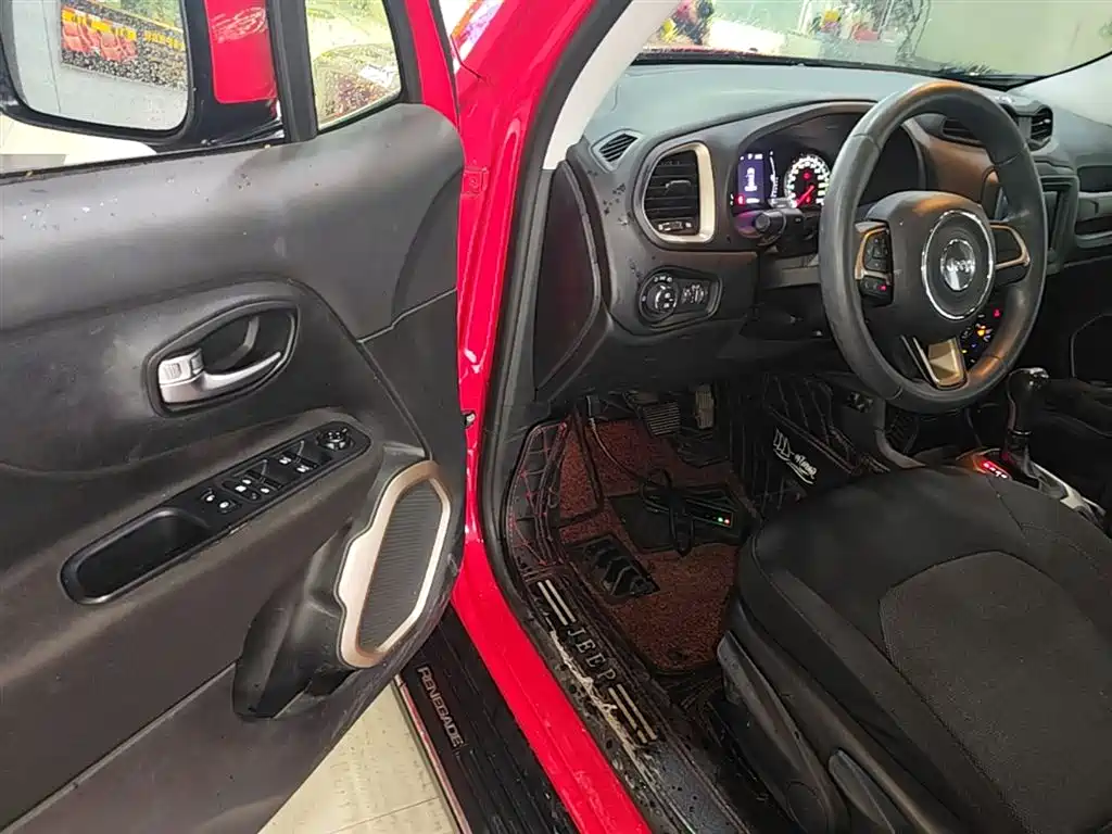 Jeep Renegade 2018 2018 Connected Large Screen Edition 180T Automatic High Energy
