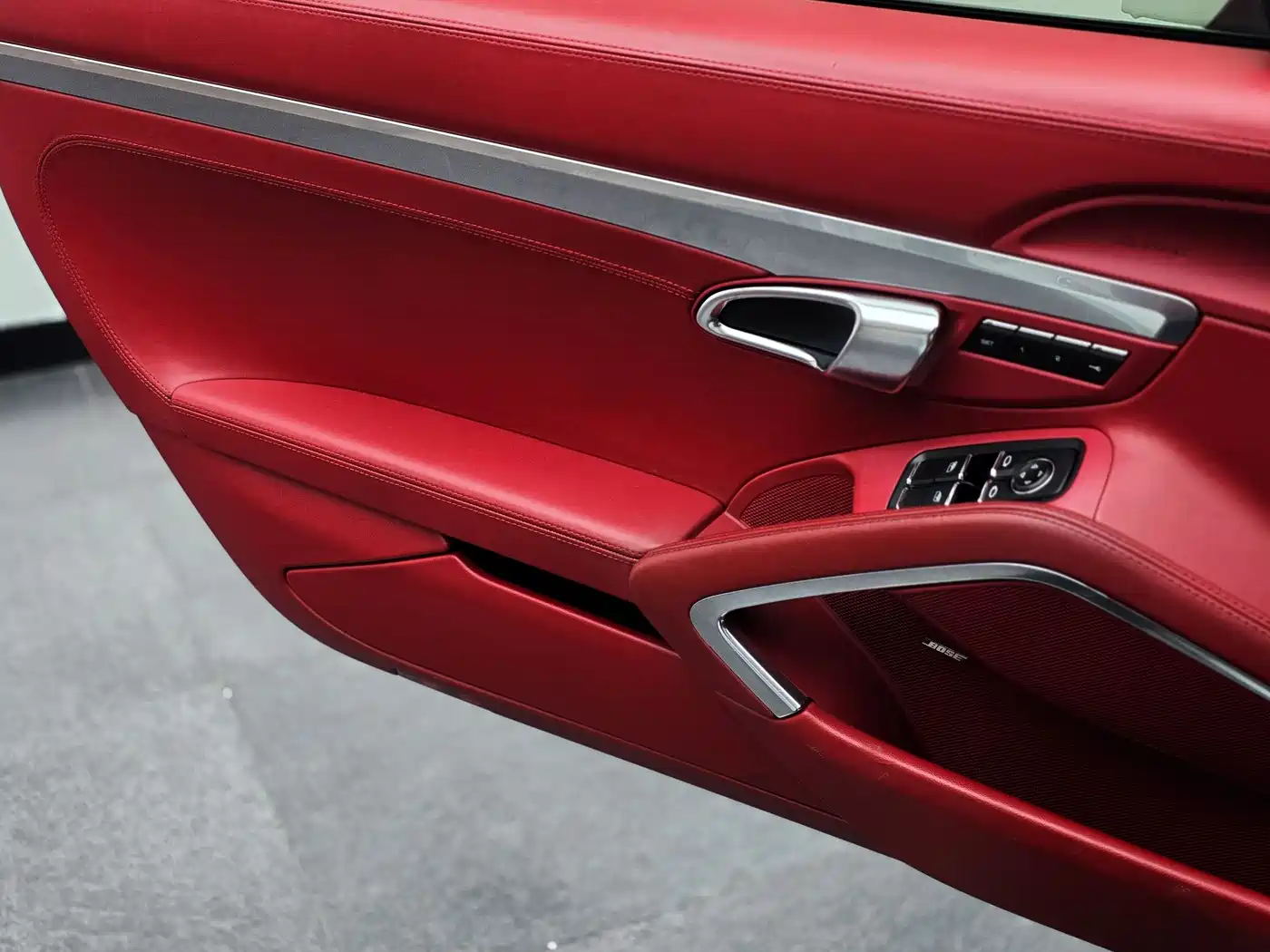 Porsche Boxster 2013 Boxster 2.7L фото 21