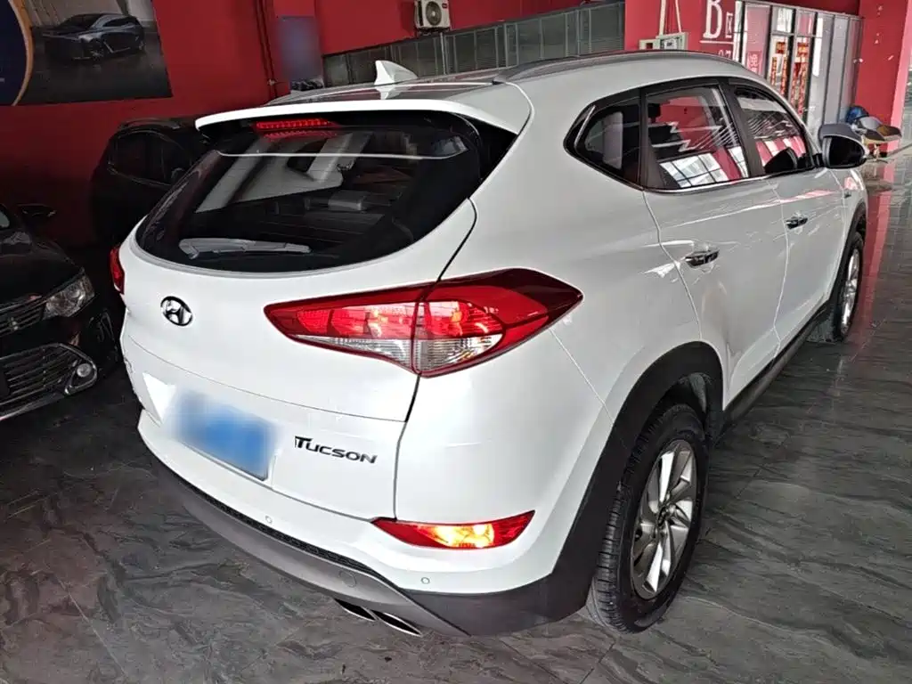 Hyundai Tucson 2015 1.6T Dual Clutch 2WD Smart фото 7