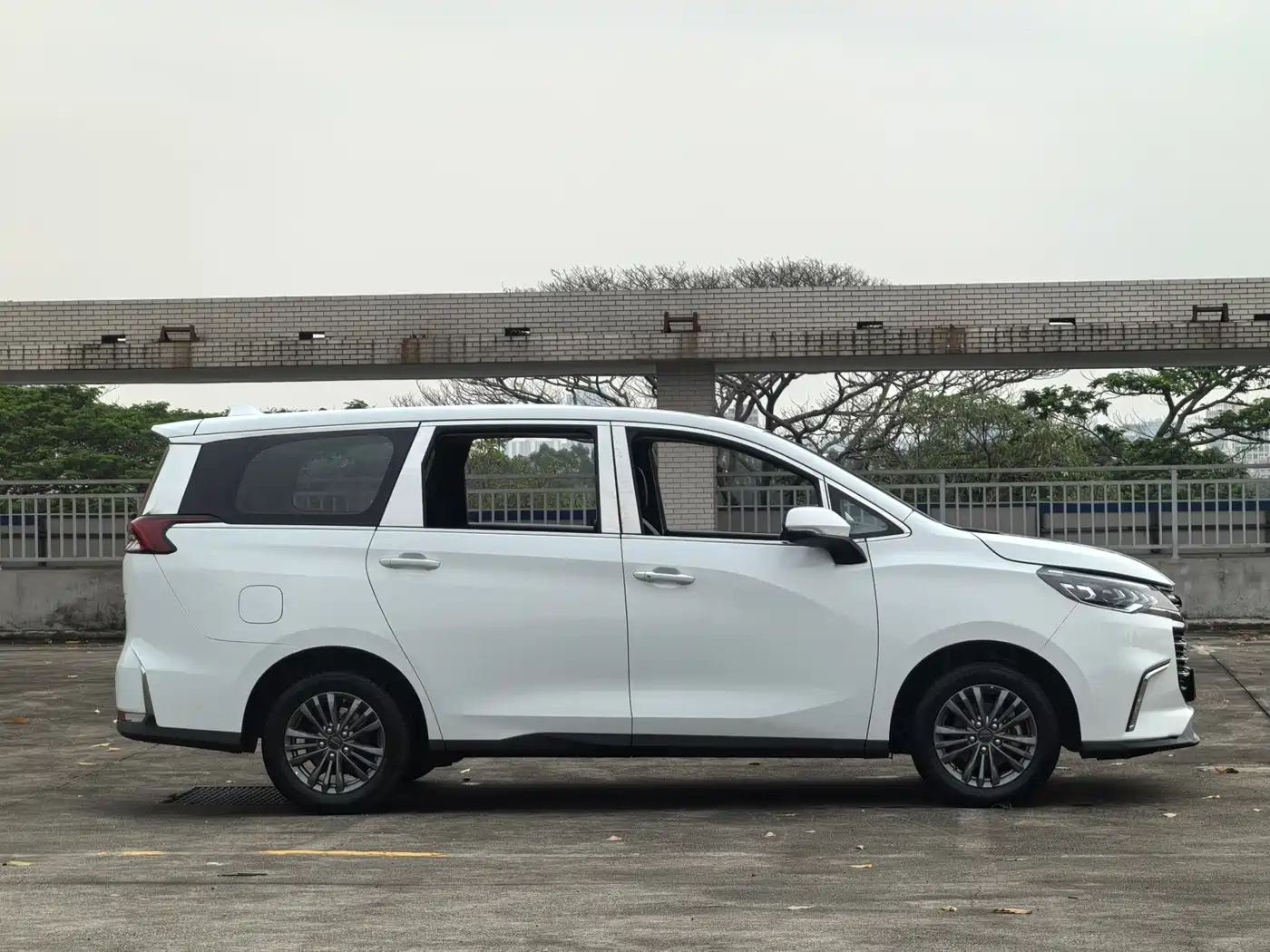 SAIC MAXUS CHASE G50