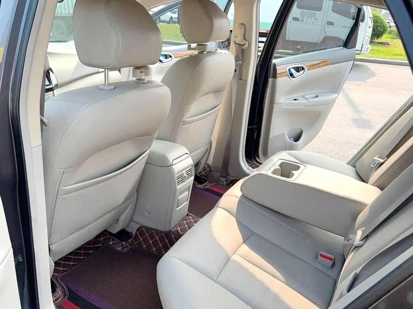 Chevrolet Sail 2015 Sail 3 1.5L Manual Ideal Sunroof Edition фото 9
