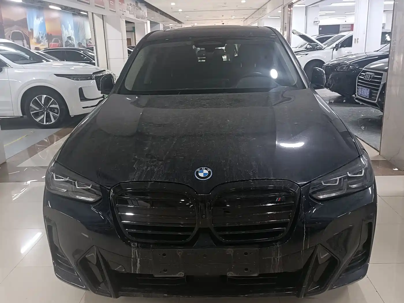 BMW IX3