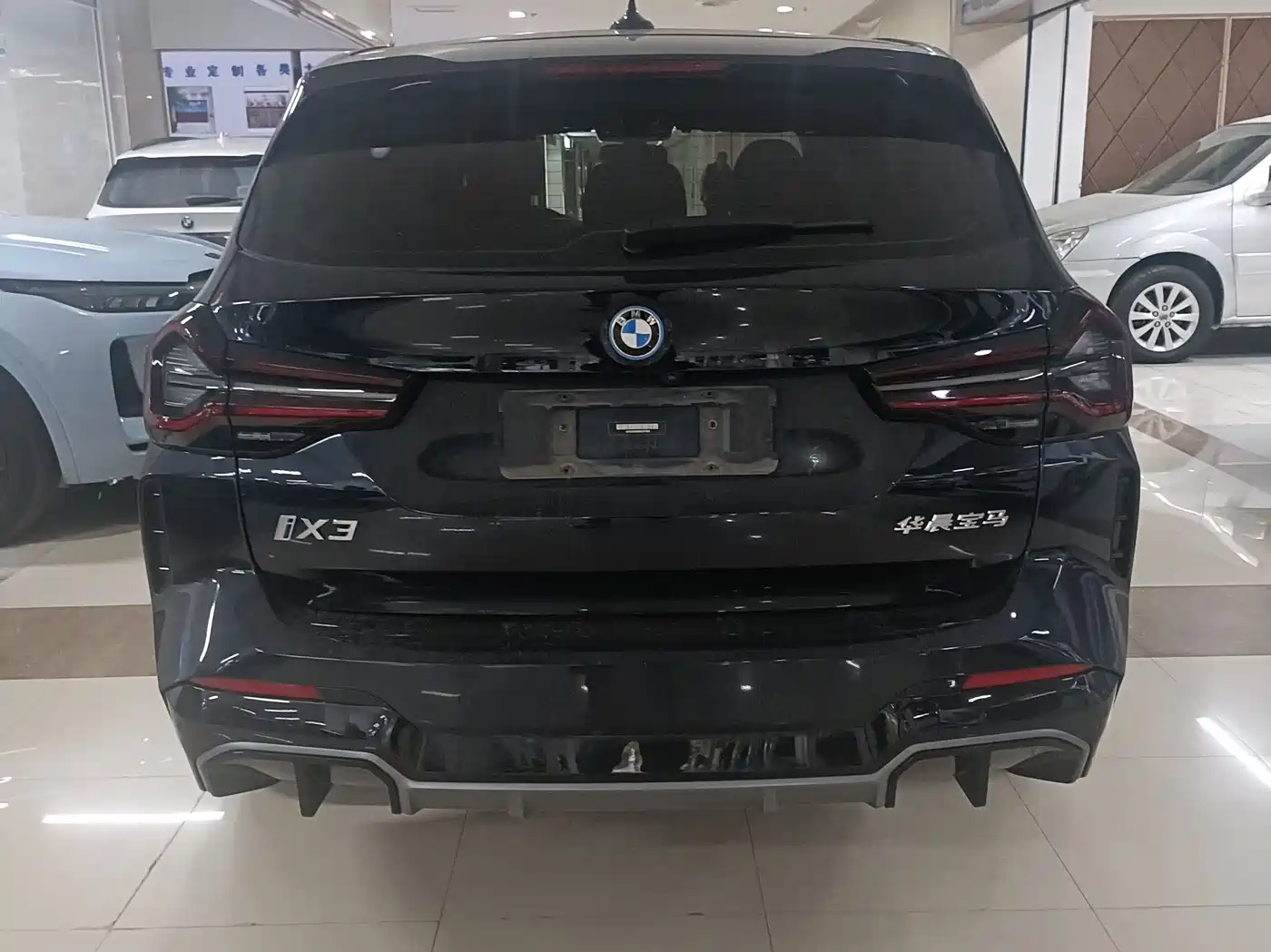 BMW IX3