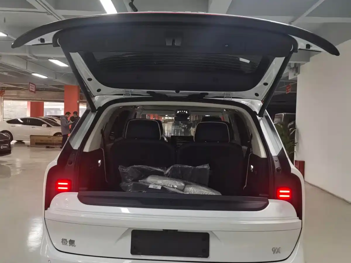 ZEEKR 9X 2026 2025 model Ultra Edition 70kWh