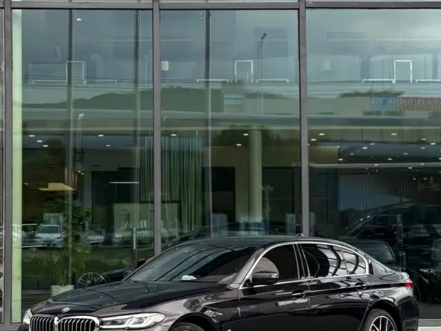 BMW 5 530Li, Престиж, M Спорт-пакет