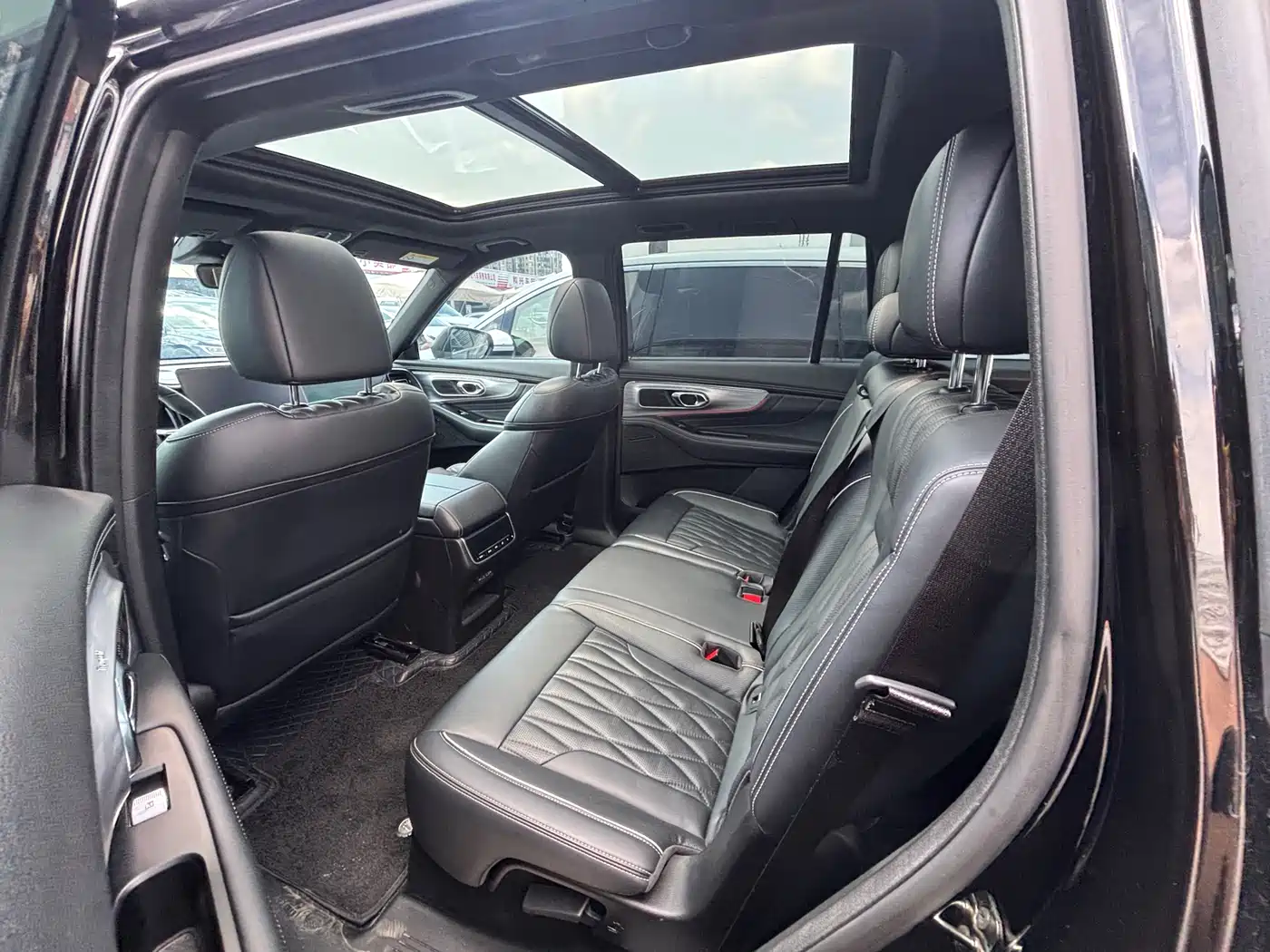 GAC Trumpchi Trumpchi GS8 2022 Pilot Series 2.0TGDI 2WD Luxury Smart Connect Edition (7-Seater) фото 12
