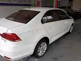 Photo 7 - Volkswagen Santana