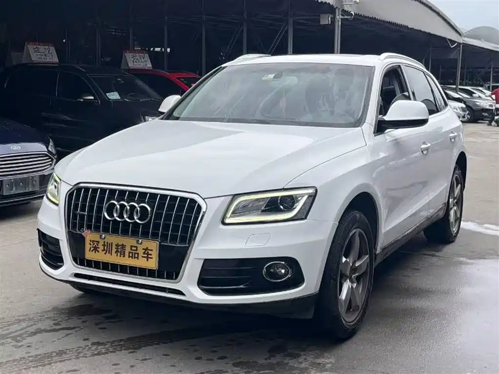 AUDI Q5