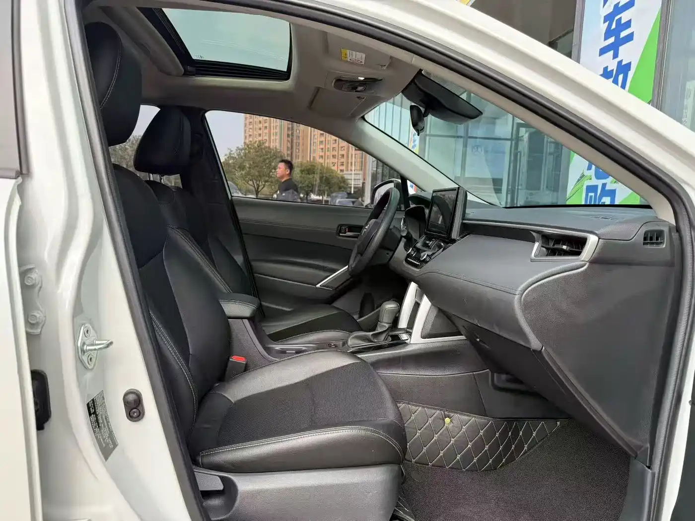 Toyota Corolla Cross 2022 2.0L Elite Edition фото 9