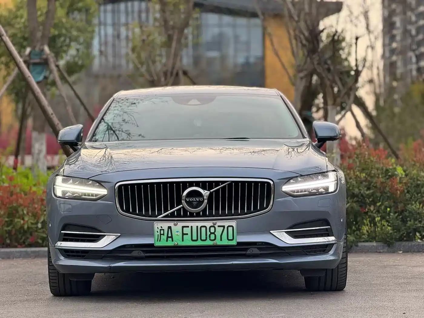 VOLVO S90 PLUG IN HYBRID