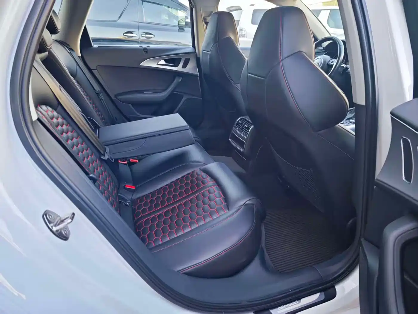 Audi A6 (Import) 2015 3.0T allroad quattro фото 9