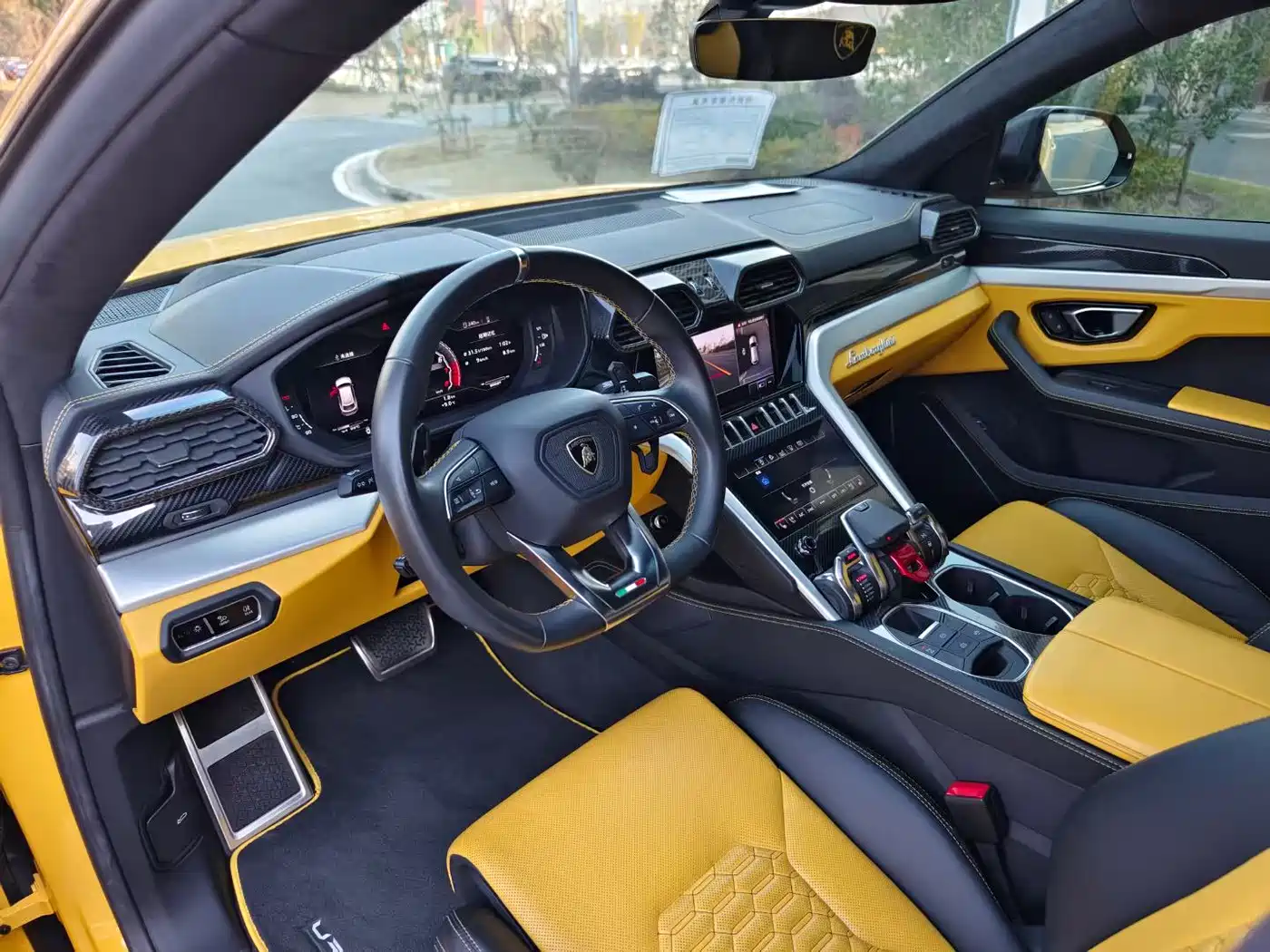 Lamborghini Urus 2018 4.0T V8 фото 4