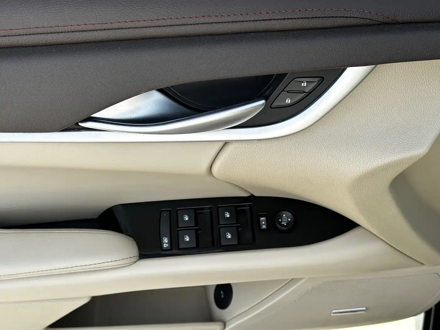 Cadillac XTS 2017 28T Technology фото 8