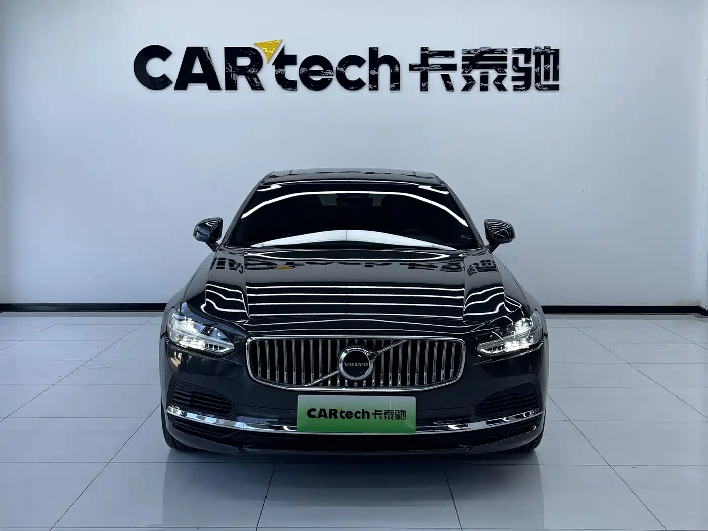 Volvo S90 Plug-in Hybrid 2022 2022 Facelift T8 E-Drive Hybrid R-Design Luxury Edition