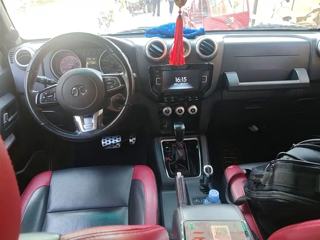 BAIC ORV Beijing Offroad BJ40 2017 40L 2.3T Automatic 4WD China Rally Champion Edition фото 6