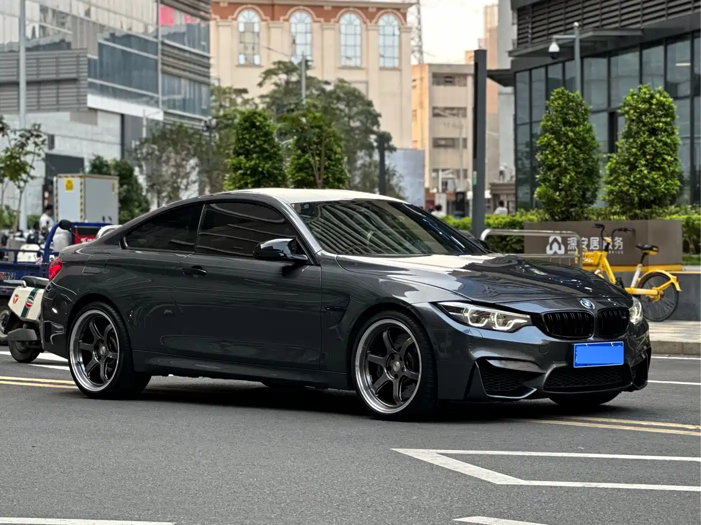 BMW M4 2019 M4 Coupe Competition фото 3