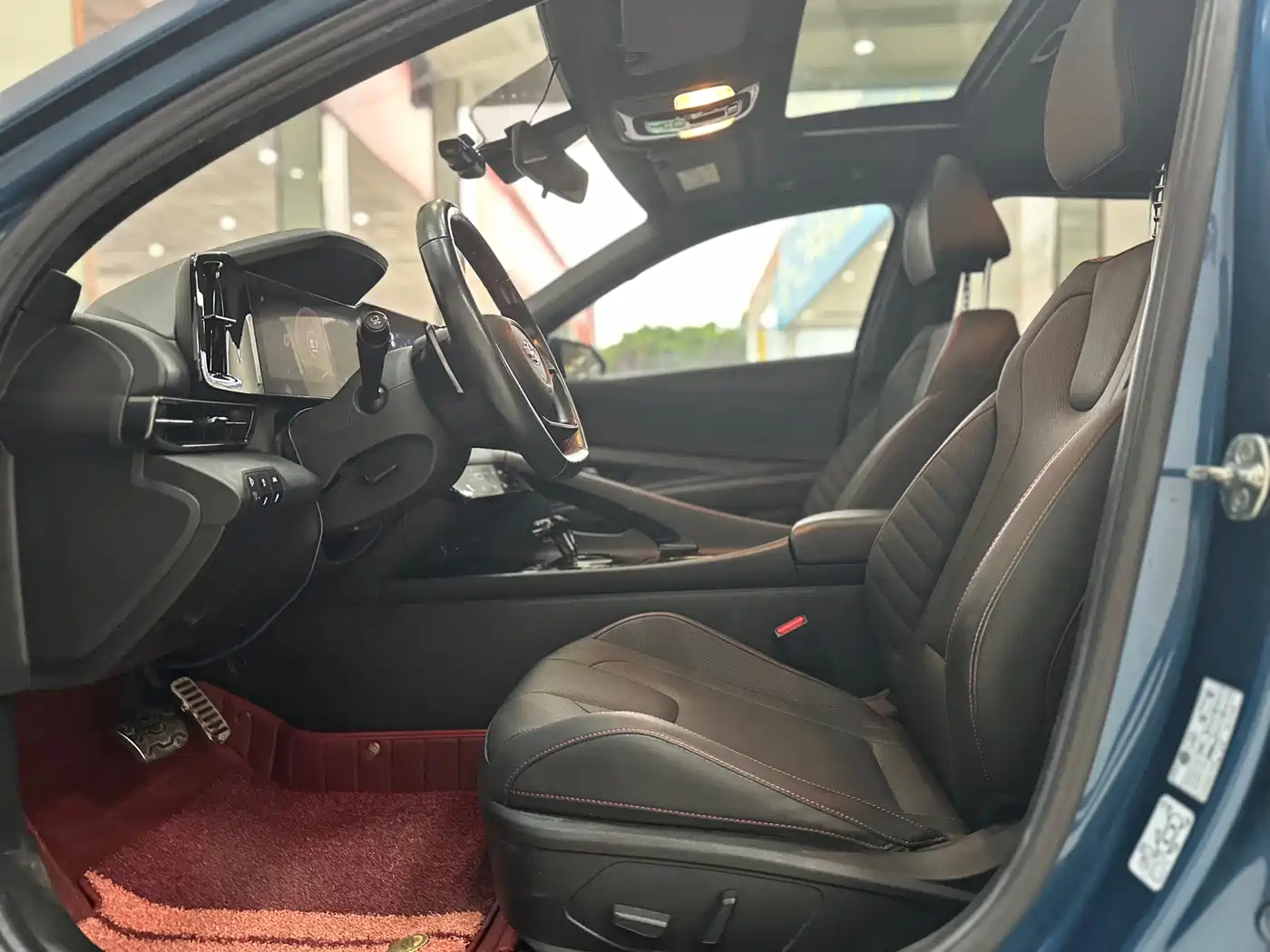 Hyundai Elantra 2021 240TGDi DCT LUX Premium Edition фото 6