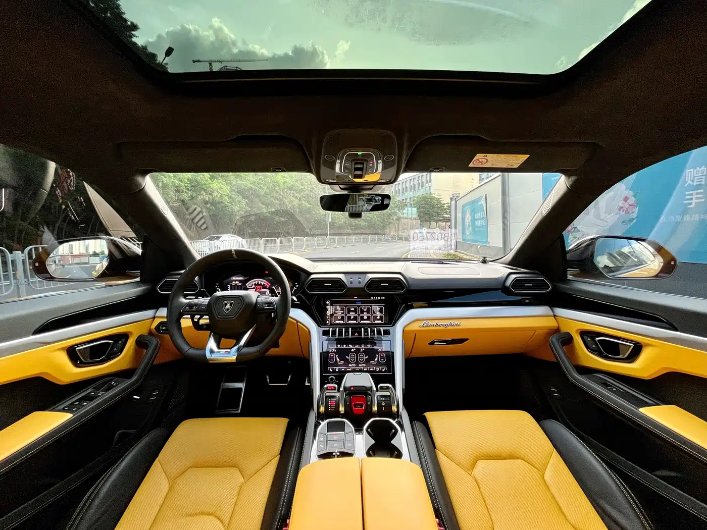Lamborghini Urus 2021 4.0T V8 фото 11