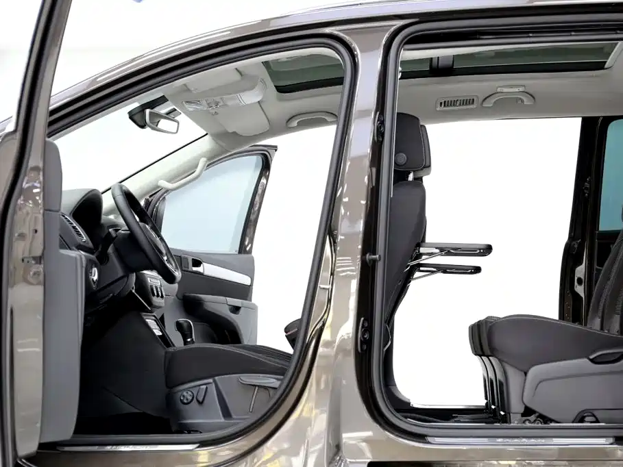 Фото 6 - Volkswagen Sharan