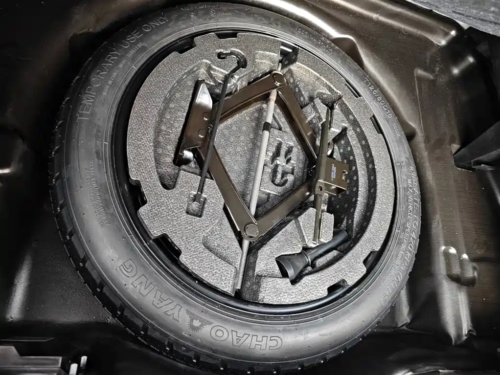 Lynk & Co 05 2022 2.0TD 2WD Halo Two-tone Wheels фото 19