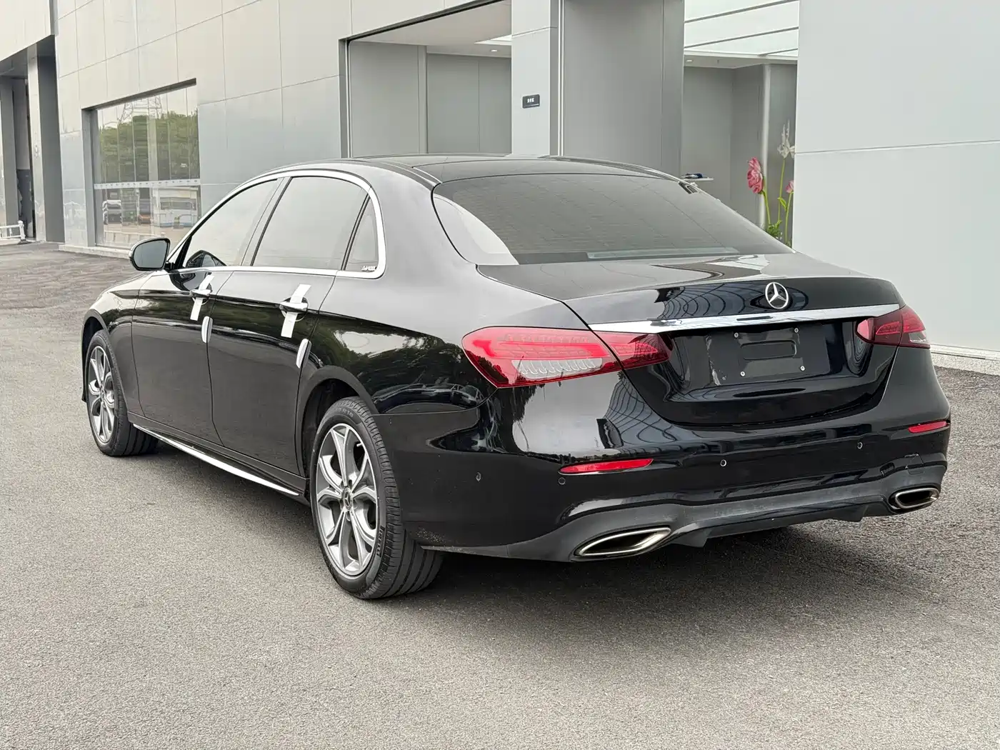 Mercedes-Benz E-Class 2020 Facelift E 300 L Sport Fashion фото 15