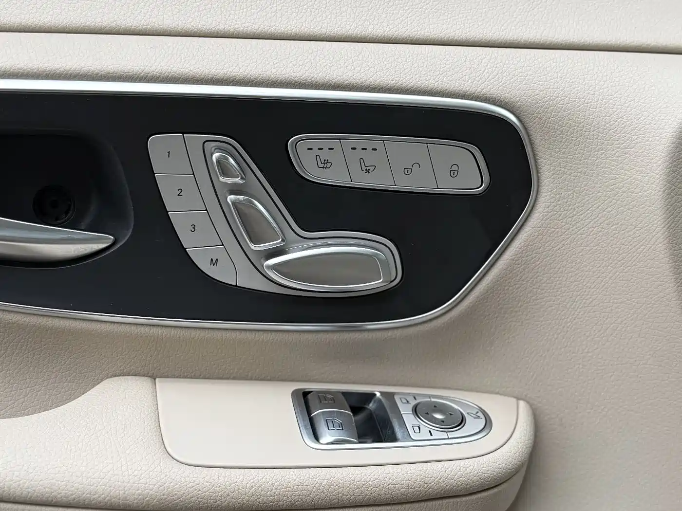 Mercedes-Benz V-Class 2020 V 260 Luxury Edition фото 5