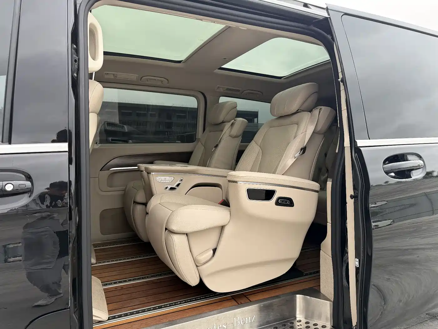 Mercedes-Benz V-Class 2020 V 260 Luxury Edition фото 6