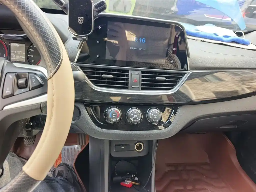 Baojun 310 2017 2017 1.5L Manual Luxury