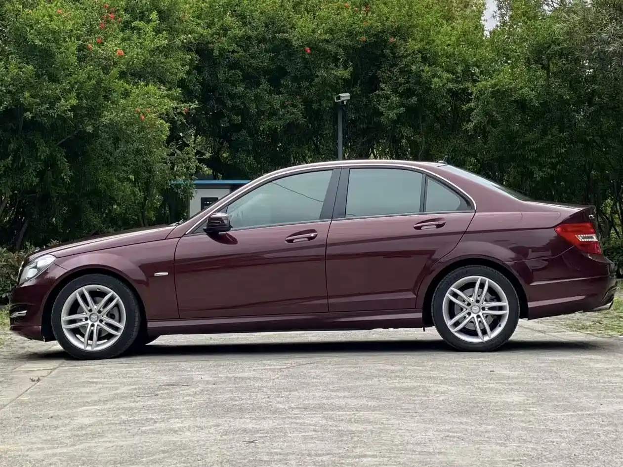 Mercedes-Benz C-Class 2013 C 180 Classic Grand Edition фото 5