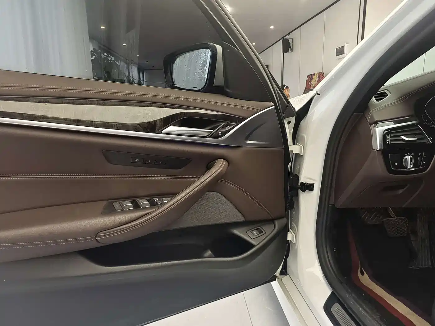 Фото 4 - BMW 5 Series