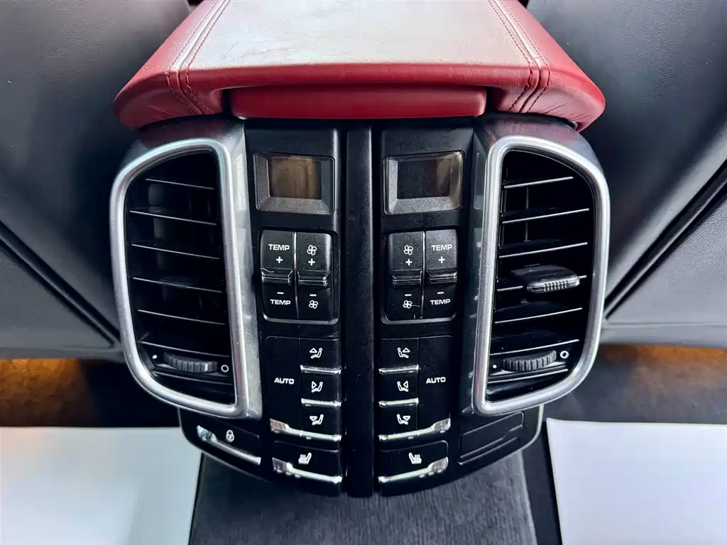Porsche Cayenne 2015 Cayenne Turbo 4.8T фото 22