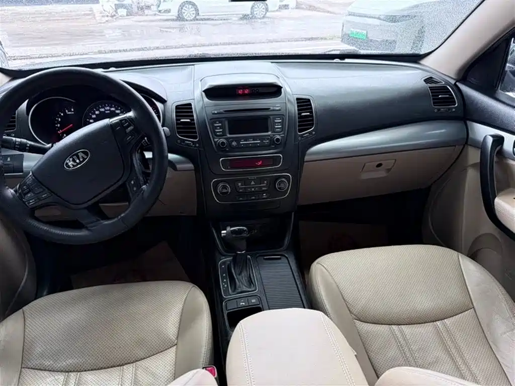 Kia Sorento 2013 2.2T 7-seat Diesel Comfort Edition фото 9