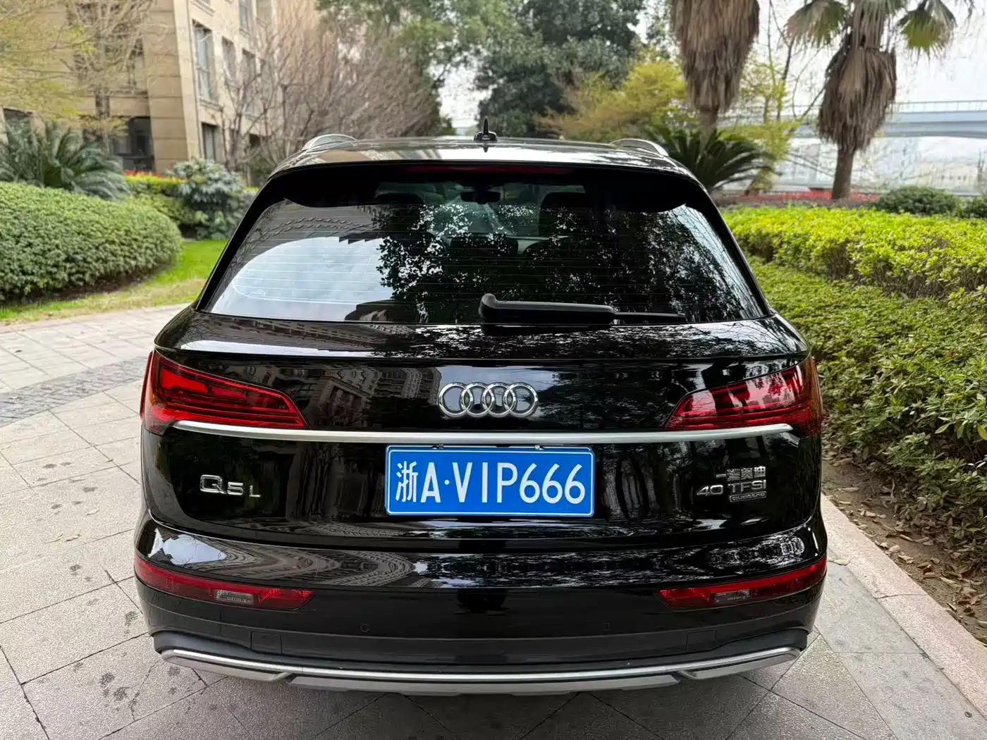 Audi Q5L 2022 40T Luxury Elegance фото 6