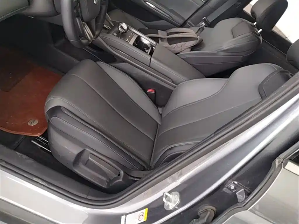 BYD Qin L 2024 DM-i 80KM Leading Edition фото 15