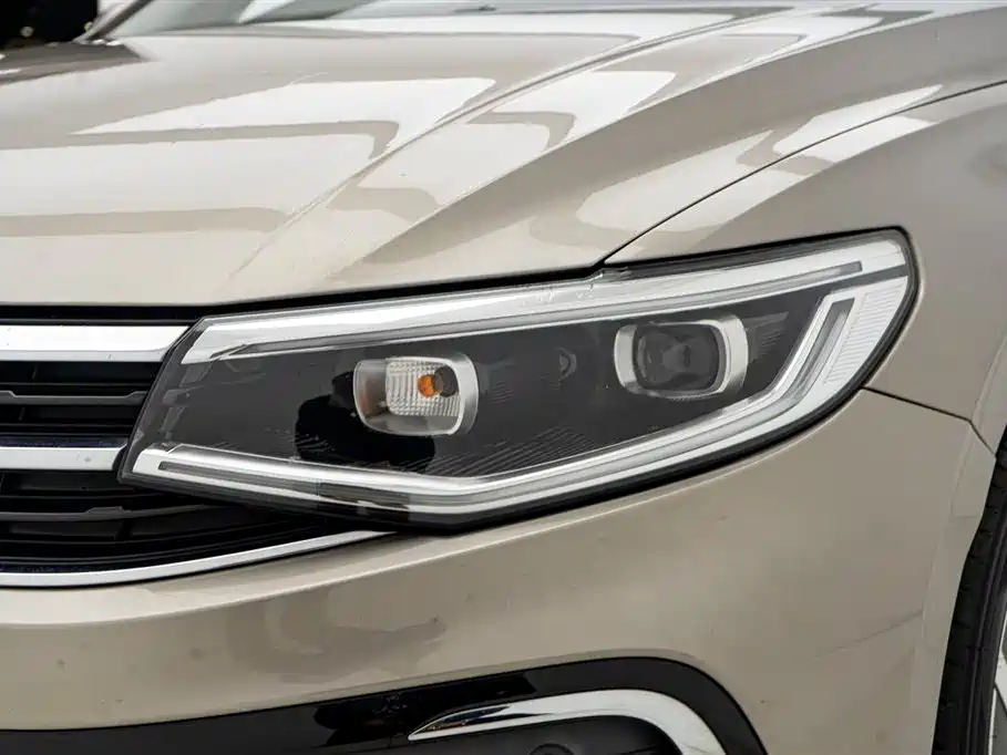 Volkswagen Bora 2023 200TSI DSG Smart Edition фото 10