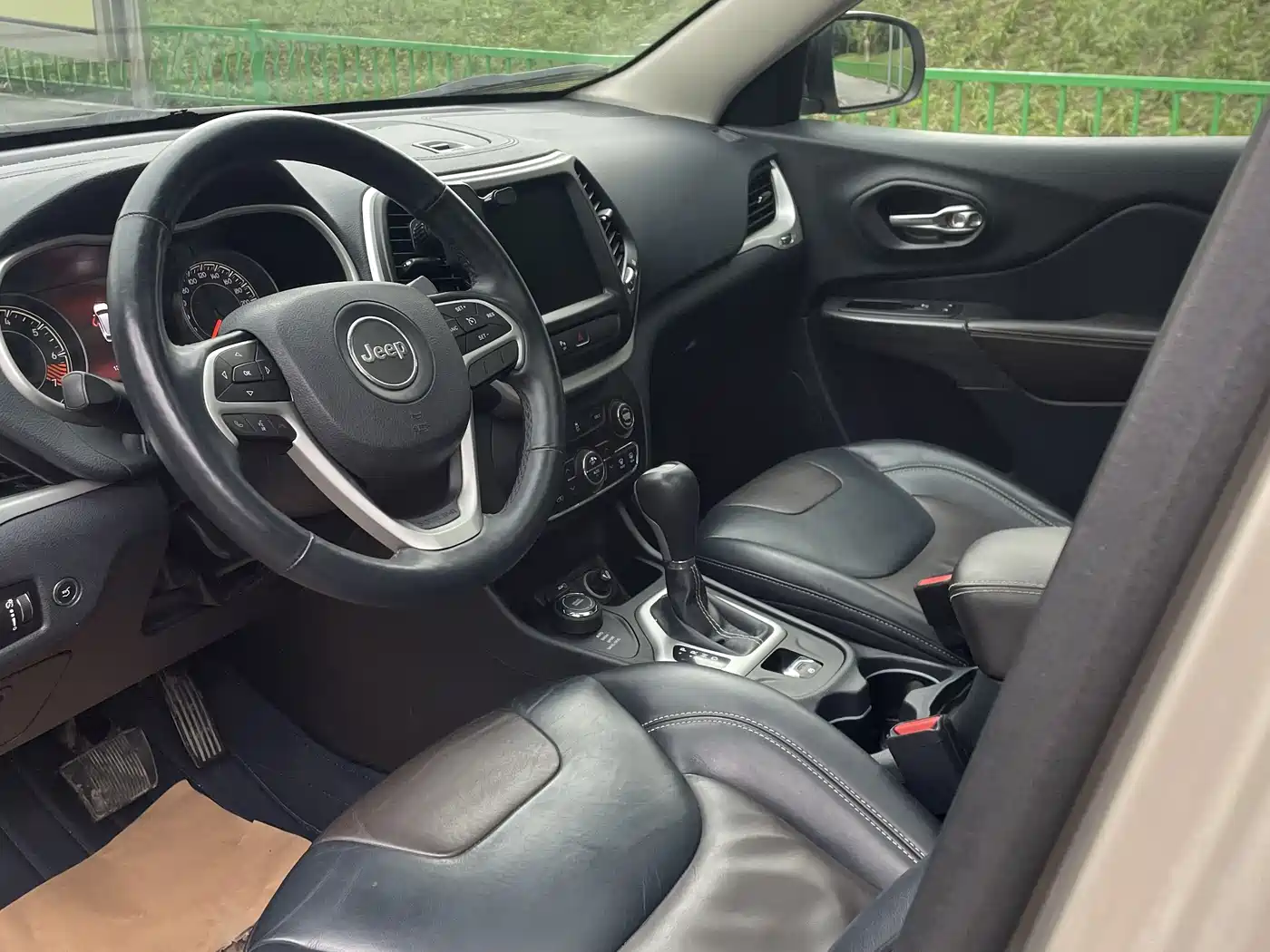 Jeep Cherokee (Import) 2015 2015 2.4L Elite Edition